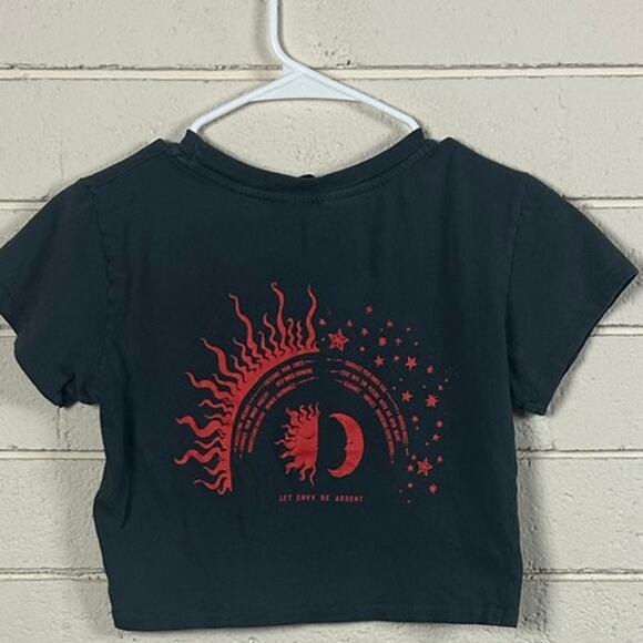 Urban Outfitters Gray Astrology Crop Tee size S - Picture 8 of 8